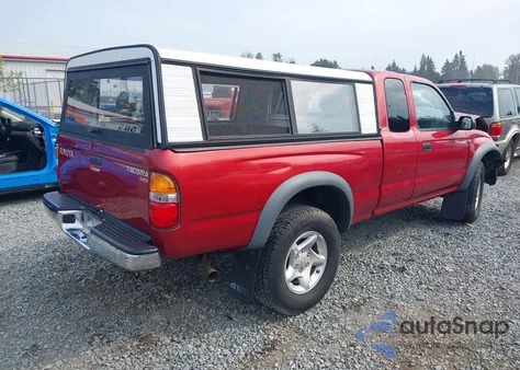 2001 Toyota Tacoma z USA, uszkodzony, nr VIN 5TEWM72N01Z843651